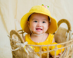 Sunny Outdoor Picnic Set Yellow